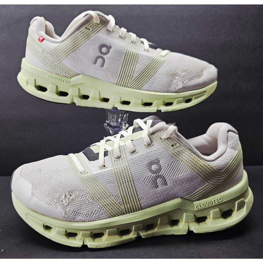 Oncloud Women 8.5 Comfy footwear